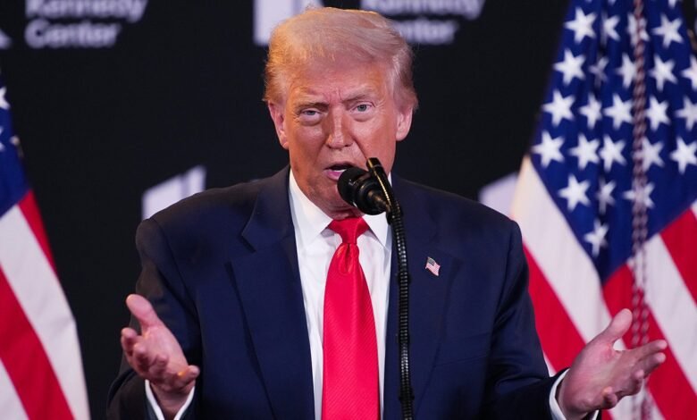 1755144381 Trump narrows Fed chair candidates to three to four people.jpg