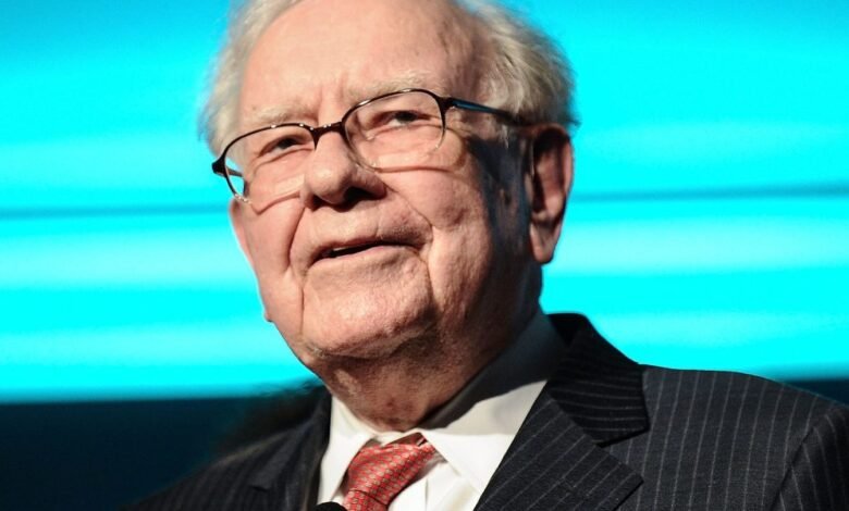 1755274131 Warren Buffetts 16 billion bet on UnitedHealth sends the struggling.jpg