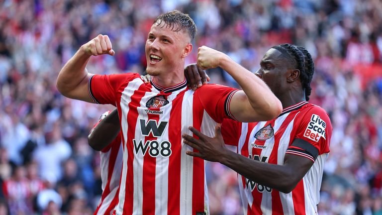 Dan Ballard of Sunderland celebrates after making it 2-0