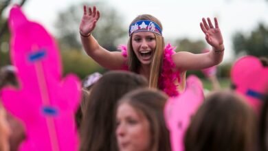 1755707289 Moms are living vicariously through their college daughters sorority rush.jpg