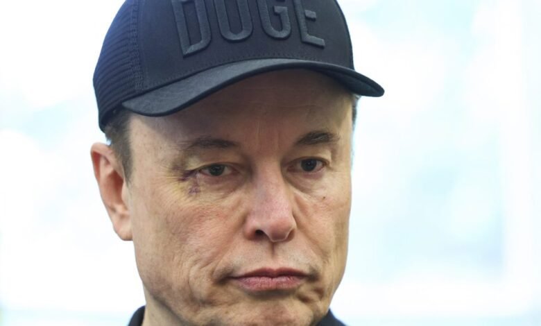 1755731256 Tesla shareholder group urges probe ‘appropriate remedial action from Nasdaq.jpg