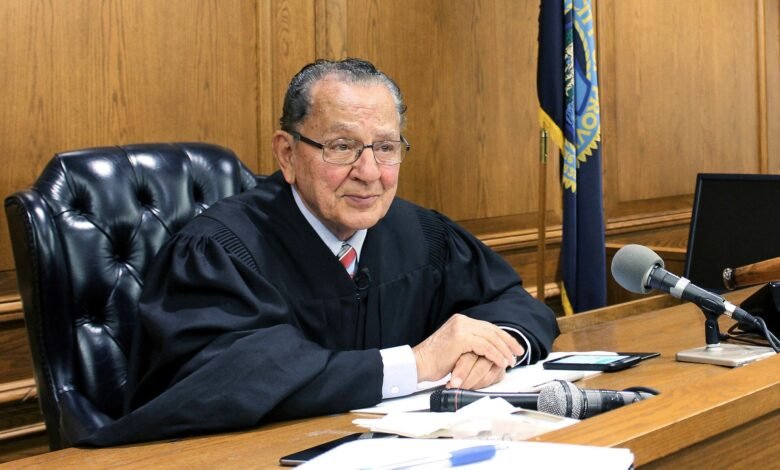 1755975594 Frank Caprio Rhode Islands friendly and folksy municipal judge turned.jpg