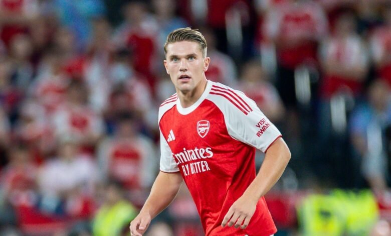 1755979127 Viktor Gyokeres scores his first Premier League goal for Arsenal.jpg