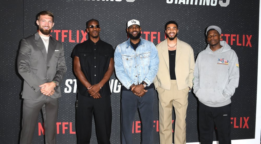 Gettyimages-2174075471 Anthony Edwards to deny extortion