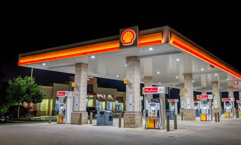 1756509162 Shell sued for allegedly discriminating against white workers in DEI.jpg