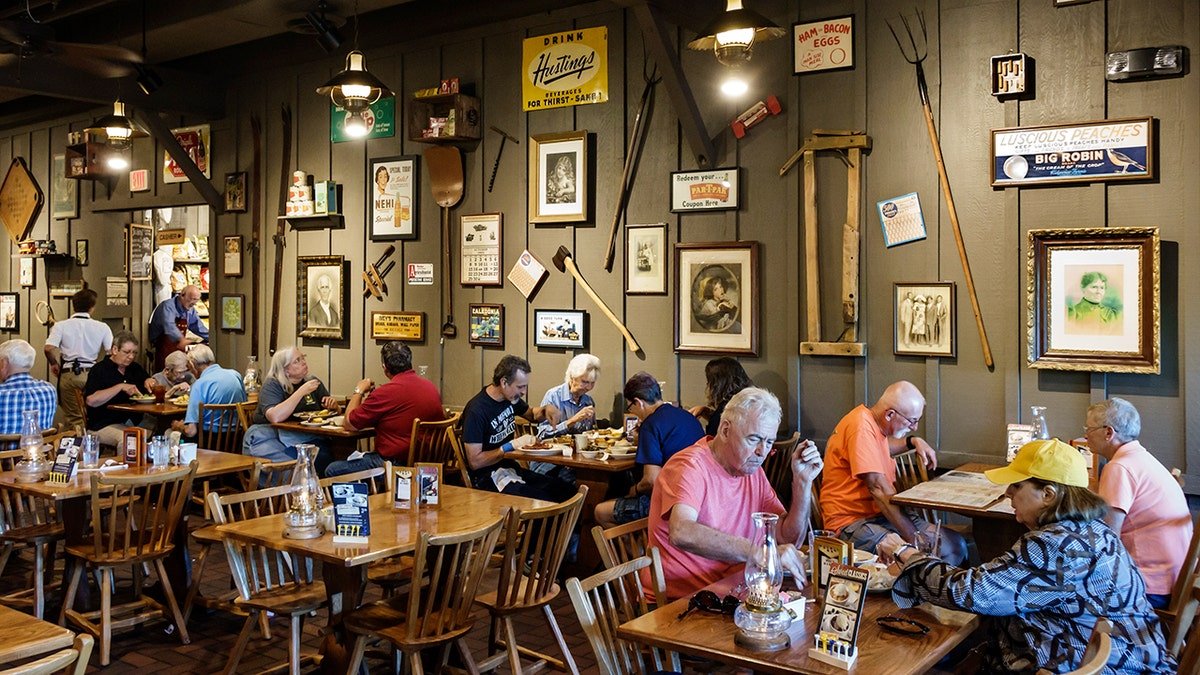 Cracker Barrel Country Store eat inside a restaurant with effects on the wall.