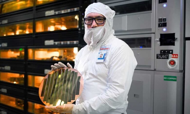 Intel Stock Rises On Trump Plan To Reshore Chipmaking.jpg