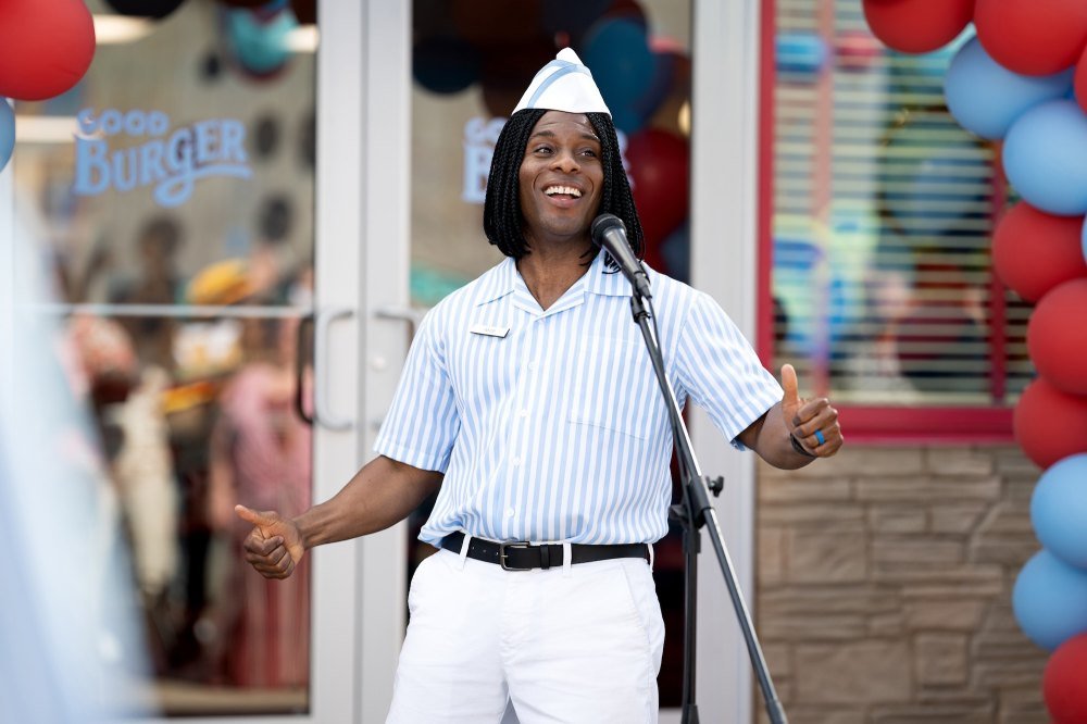 Mitchell in a good burger 2