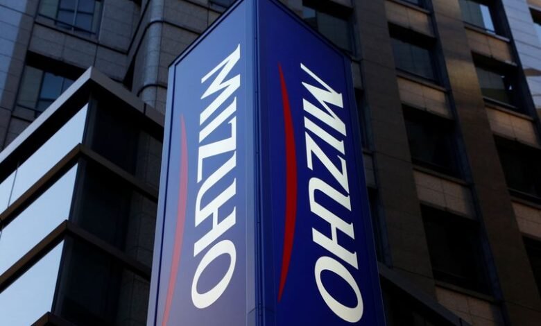 Mizuho MUFG join race by Japans banks for money manager.jpeg