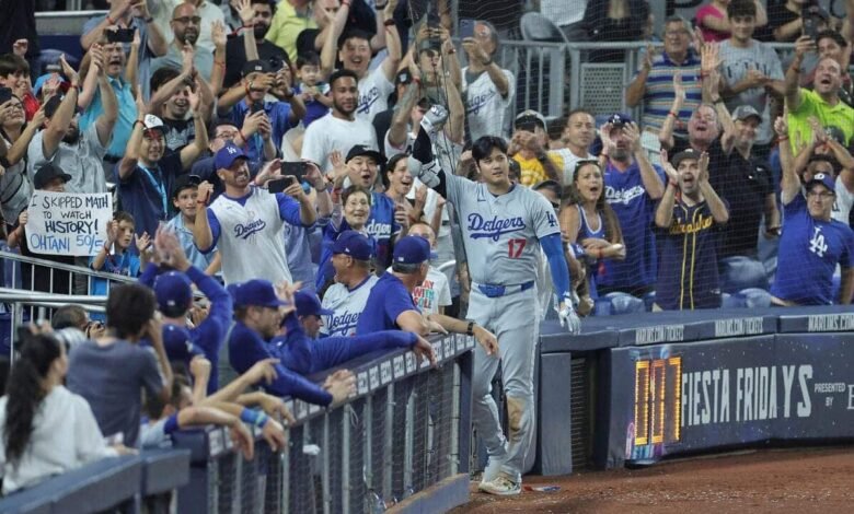 Shohei Ohtani Hit By Line Drive In 8 3 Loss To.jpg