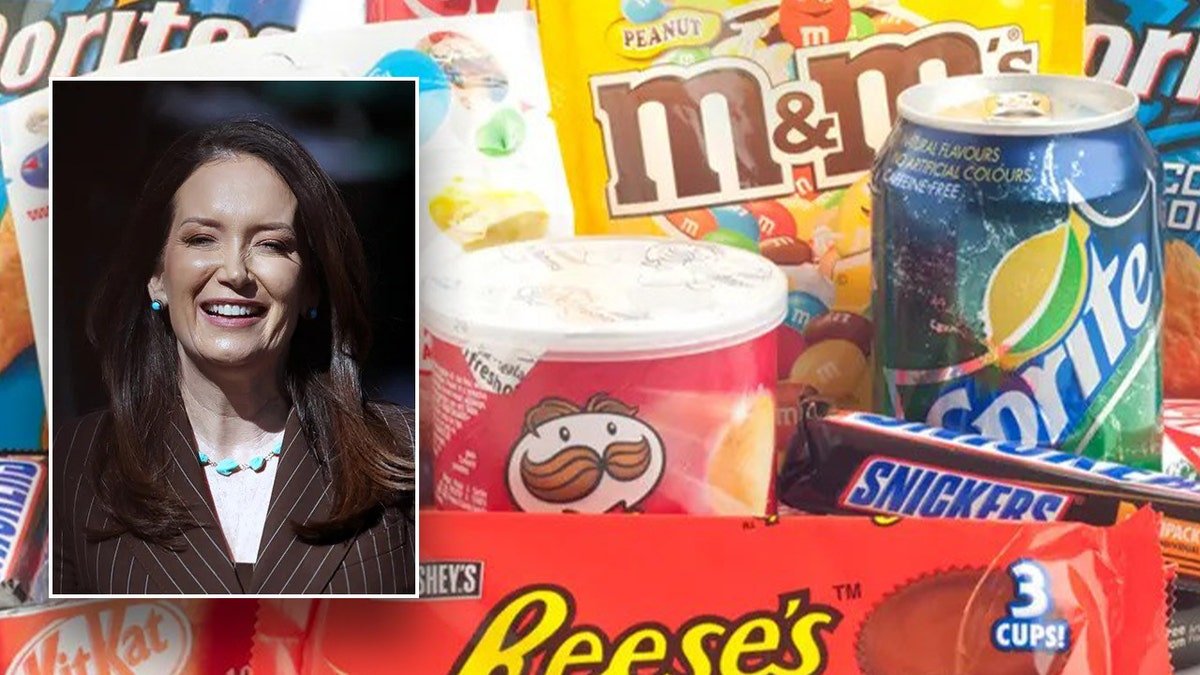 Minister AG Brooke Rollins, Ihum; A collection of desserts main image