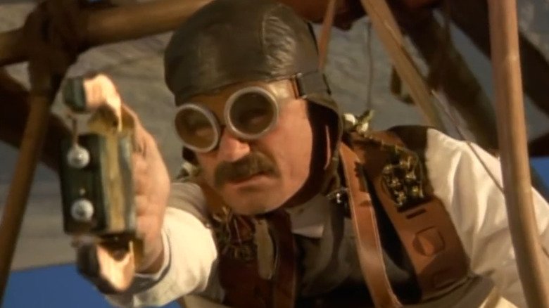 Ernst Pratt, Nicodemus's legend, releases an electrical device on the legend