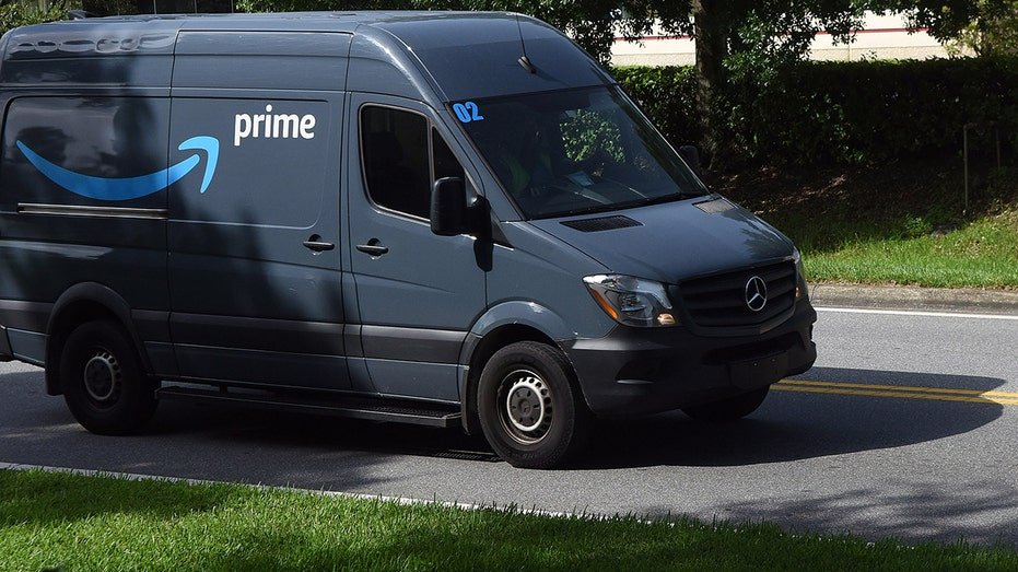 Amazon Prime Delivery car