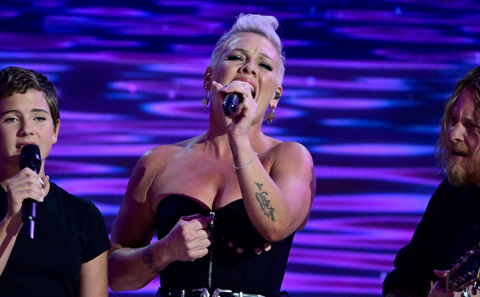 Pink singing in 2024 Democratic National <a href=
