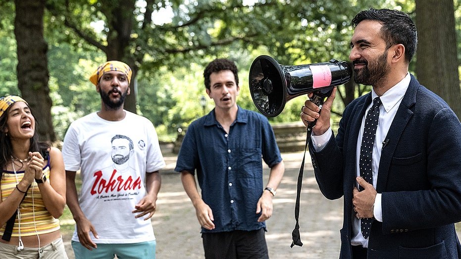 Zohran Mamdani, the nominee of the mayor of New York City, speaks at the Canvass event in a campaign in Pros Egypt Park, Brooklyn, on August 17, 2025, addressing a group of supporters.