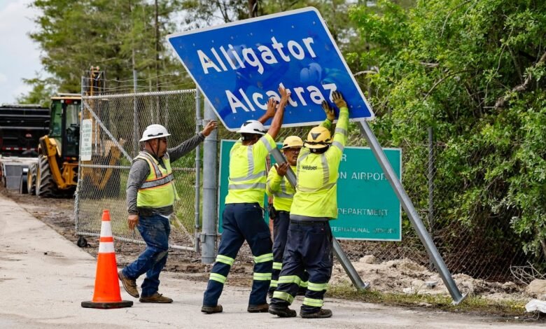 1757059610 Appeals court allows Alligator Alcatraz detention center to resume operations.jpg