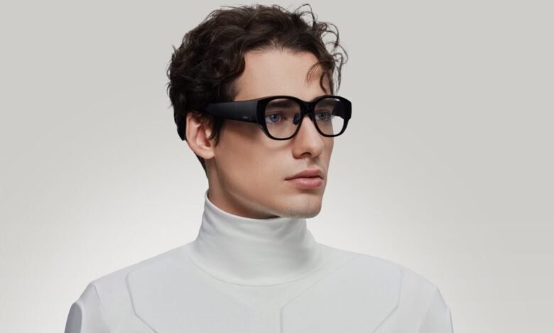1757065857 These 1080p Smart Glasses Can Be Controlled With a Touch Sensitive.jpg
