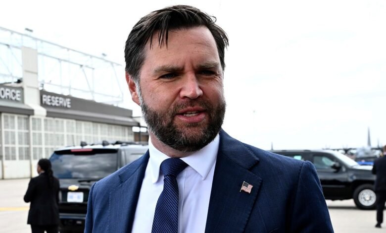 1757195266 JD Vance blasts Trump critic in cartel killings debate I.jpg