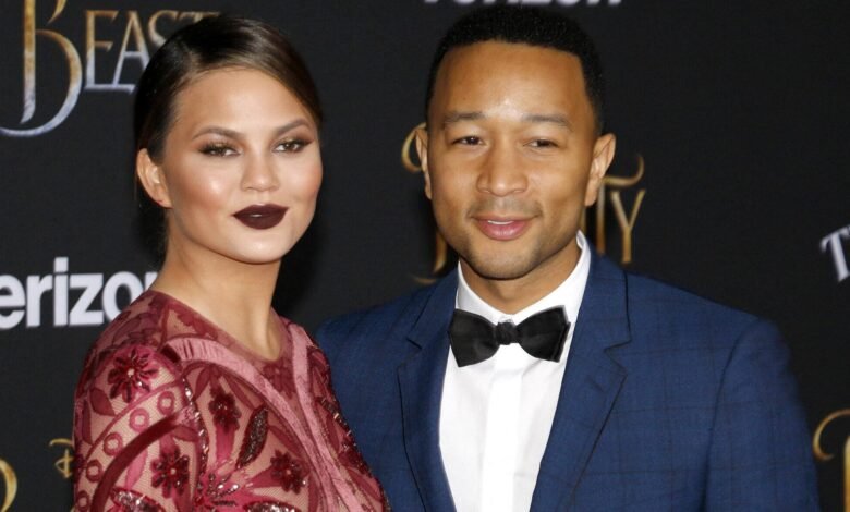 1757228671 Chrissy Teigen Says She Wakes Up John Legend At 1.jpg