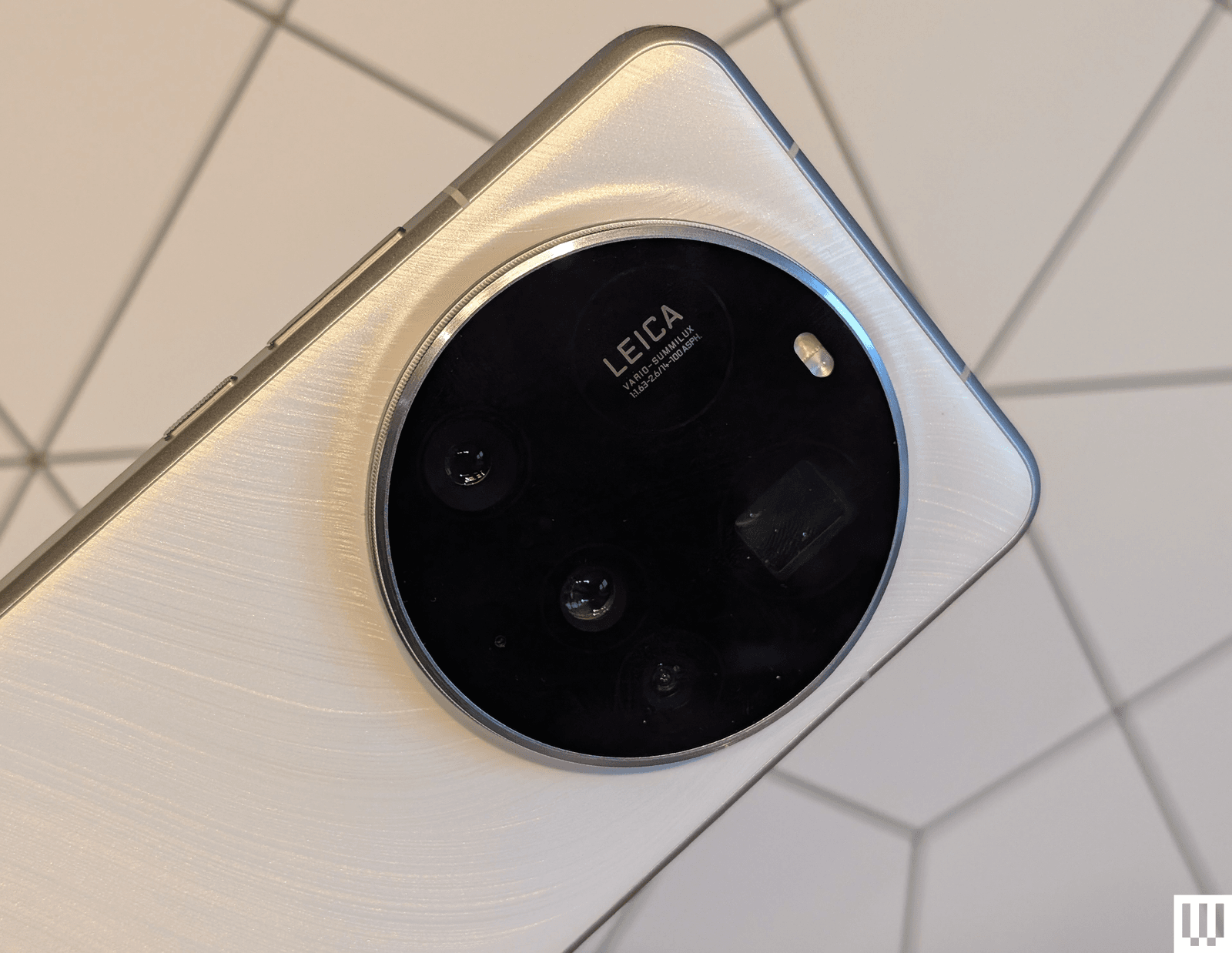 6 The best phones that you cannot buy in the United States that have been tested and reviewed