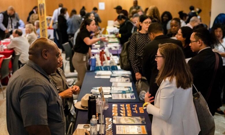 1757427886 Labor Department revises jobs data showing 911000 fewer positions through.jpg