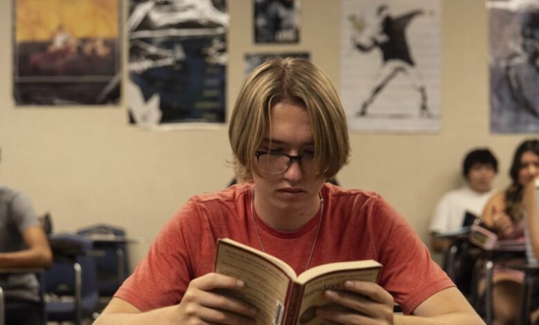 1757681032 ChatGPT bans evolve into AI literacy as colleges scramble to.jpg