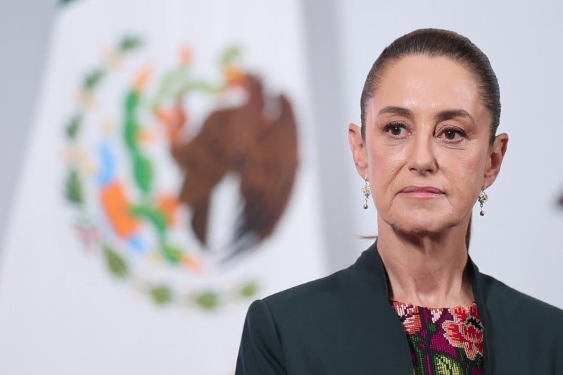 Mexican President Claudia Shinbom is looking at the morning briefing at the National Palace in Mexico City on August 28.