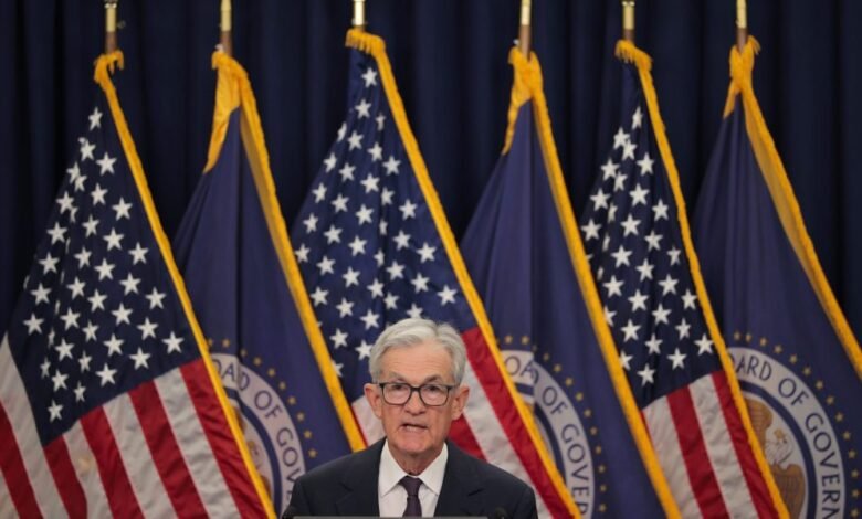 1758444295 The Fed doesnt have a dual mandate—Jerome Powell and Stephen.jpg