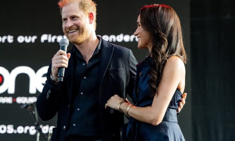 1758461933 Prince Harry Reunites With Meghan Markle After King Charles Visit.jpeg