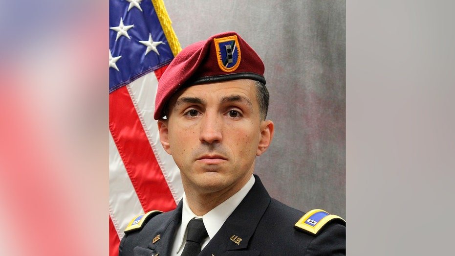 The three American army interface officer Andrew Kraos