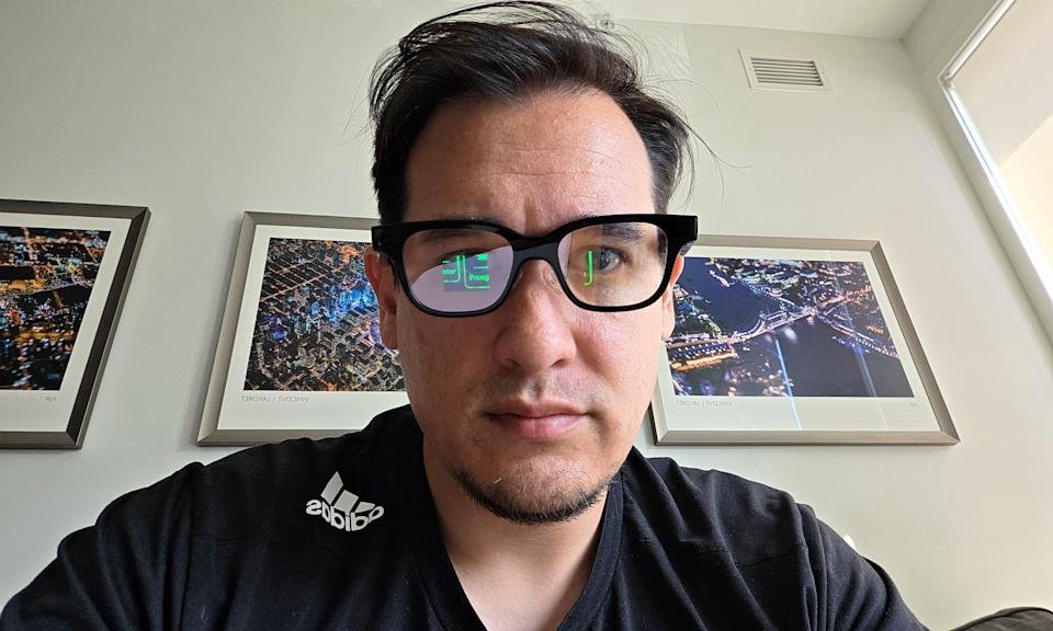 It can be said that the best thing in Rokid's Smartglasses is that they are elegant and very lightweight compared to the vast majority of competitors.