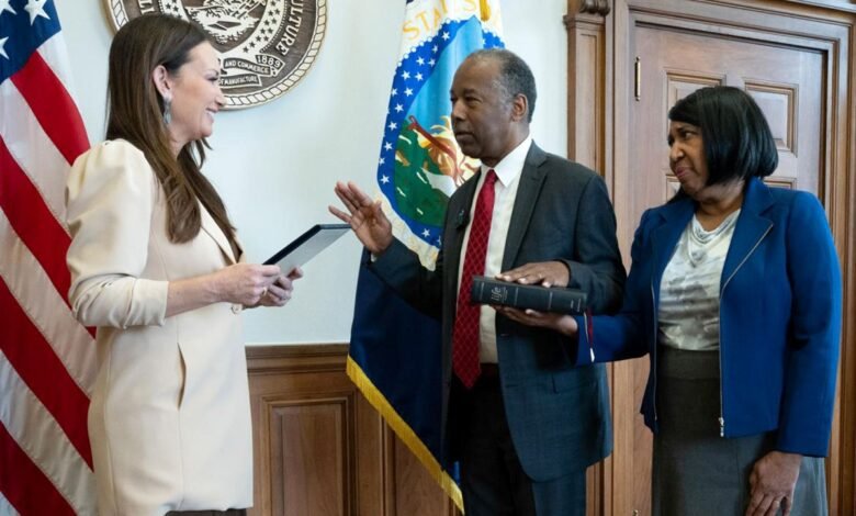 1758795999 Carson sworn in as national advisor for nutrition health and.jpg