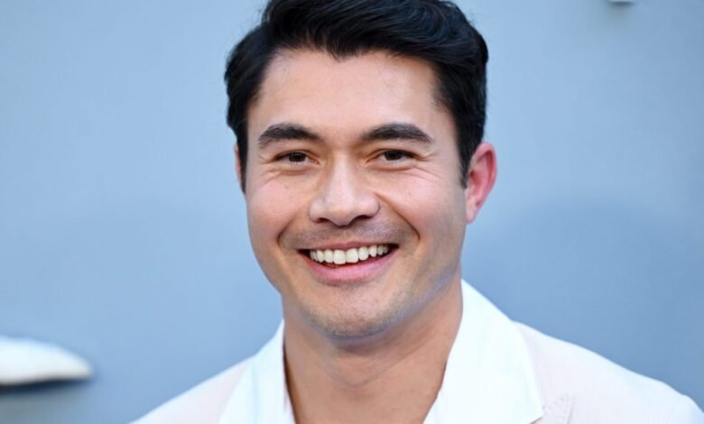 1759053698 ‘Crazy Rich Asians star Henry Golding carried around a notebook.jpg