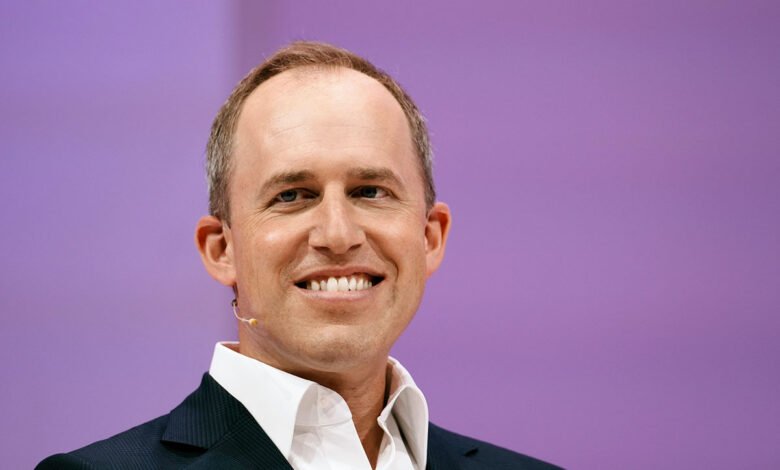 Bret Taylors Sierra raises 350M at a 10B valuation.jpg