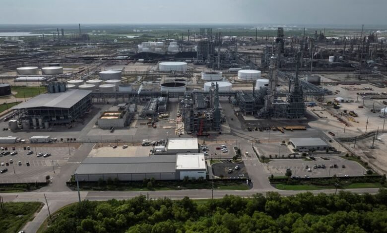 How a Texas refinery turns Amazon destroying cattle into green jet.jpeg