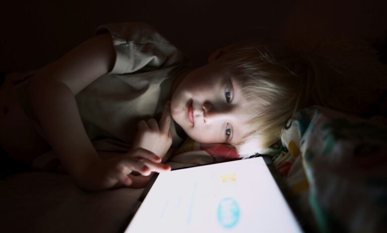 Meta revises AI chatbot policies amid child safety concerns.jpg