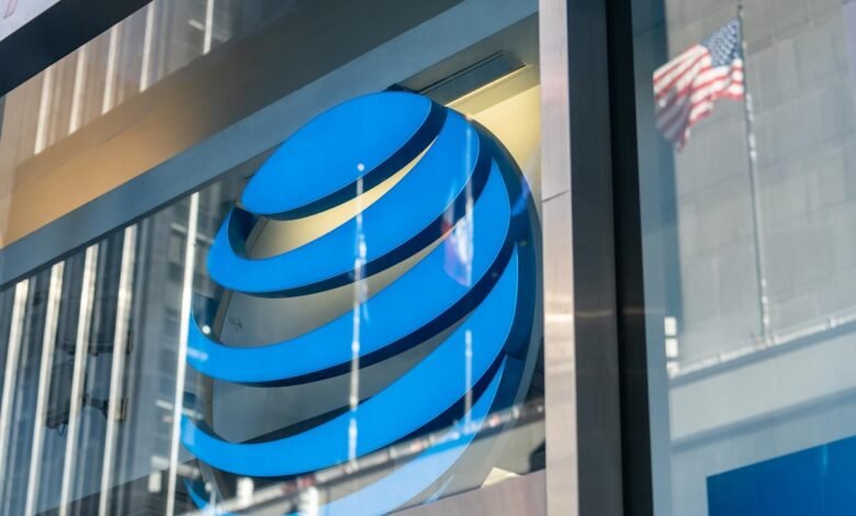 US Corporate Leverage Poised to Rise With 1 Trillion Deals.jpeg