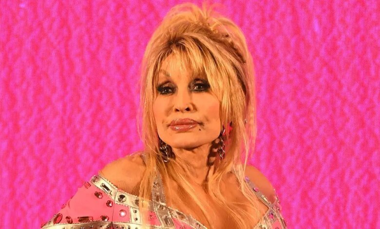 1759977541 Dolly Parton Slams AI Pic Of Her On Deathbed.jpg