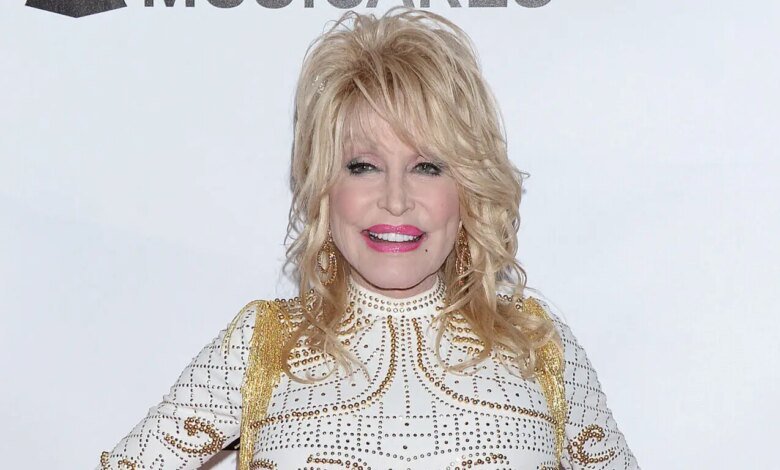 1760095490 Dolly Partons Late Husbands Will Revealed After Singers Health Scare.jpg