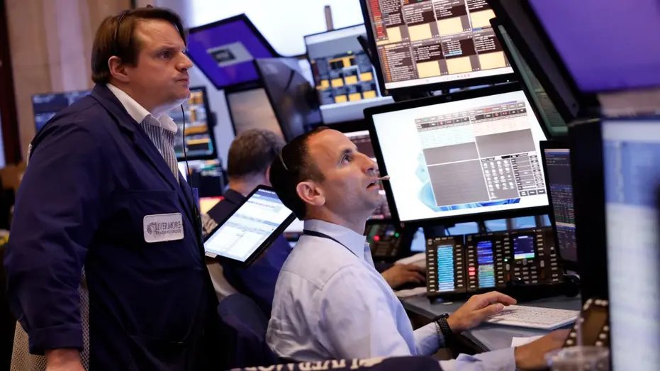 Traders on the New York Stock Exchange