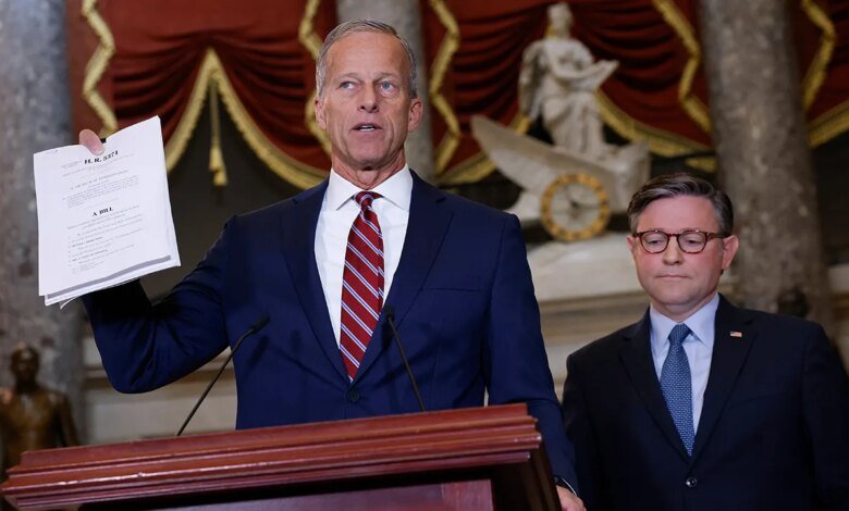 1760542779 Republicans reckon with funding deadline amid shutdown impasse with Dems.jpg