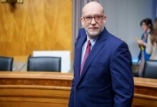 1760591425 Federal judge halts Trump administration layoffs amid government shutdown.jpg