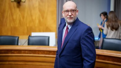 1760591425 Federal judge halts Trump administration layoffs amid government shutdown.jpg