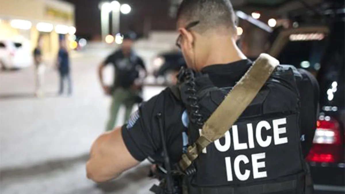 Ice icing agent