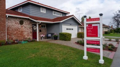 1760679639 Mortgage rates fall to 627 Freddie Mac.jpg