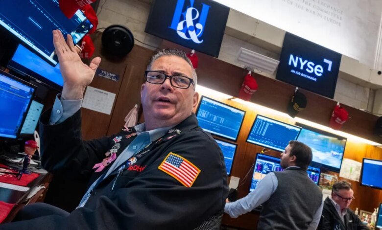 1760762890 Rattled Wall Street on alert after trillion dollar risk runup.jpg