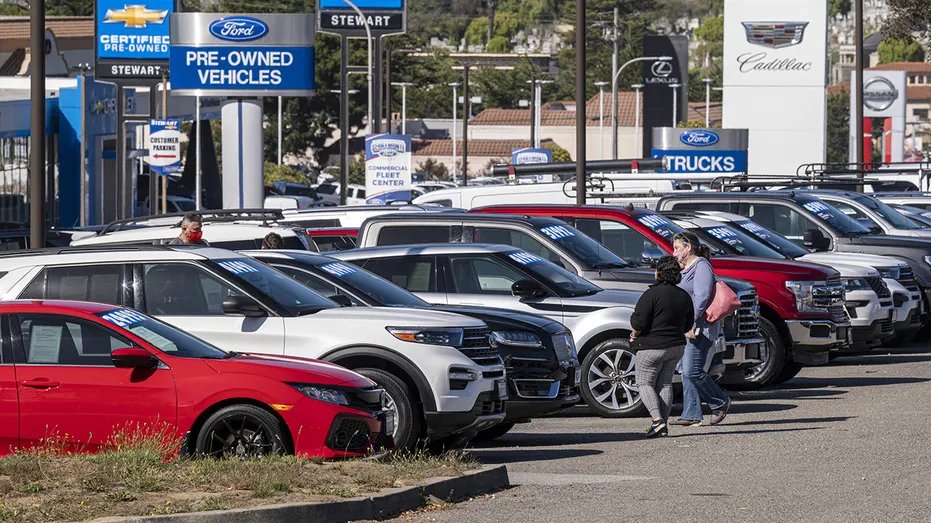 Ford Motors agent