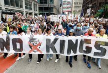 1760848446 Protesters nationwide hold No Kings rallies amid government shutdown.jpg