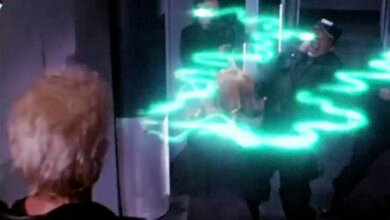 1760849899 A Raunchy R Rated 90s Sci Fi Is Best Ever Die Hard.jpg