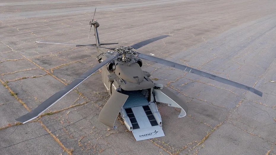 Sikorsky U-Hawk with opening clamshell cargo door